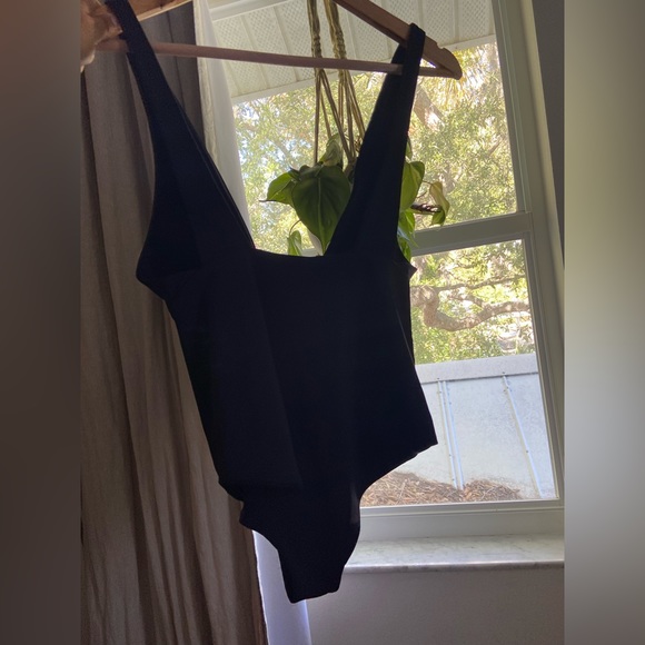 Mara Hoffman Baiting suit - one piece. Amazing material- only worn once - Picture 2 of 6